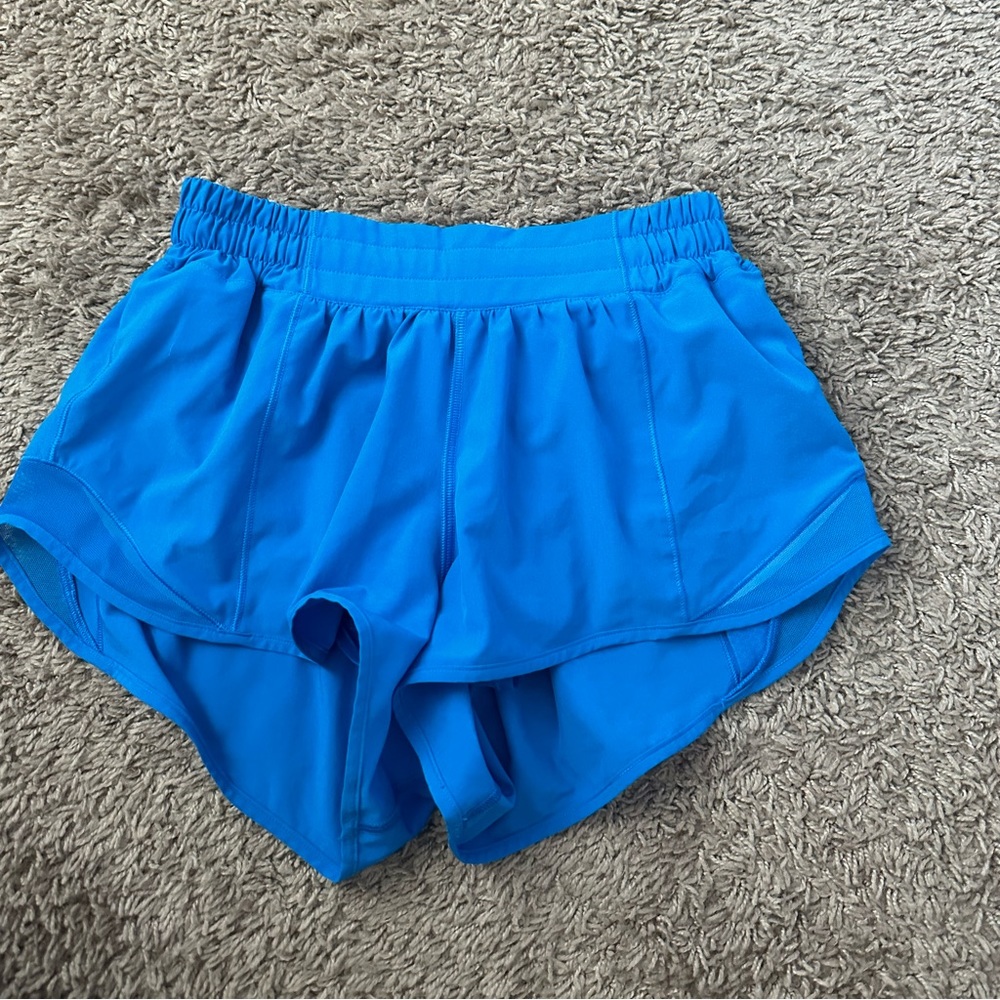 lululemon hotty hot low rise size 4 in pool size